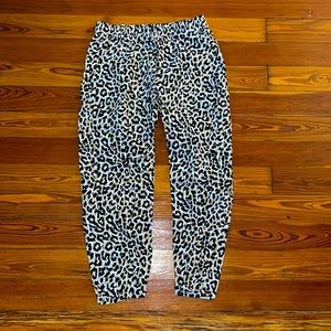 linen cotton leopard jogger style pants w pockets